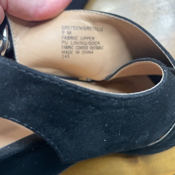 Madden Girl Black Wedge Sandals Faux black Suede size 9 - Picture 3 of 8